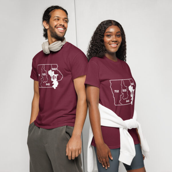 (3I9) IOWA AREA CODES – Unisex T-Shirt - Image 4