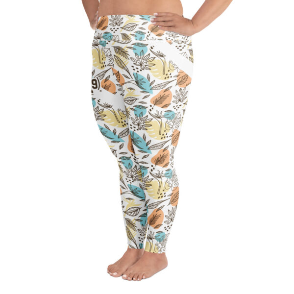 All-Over Print Plus Size Leggings - Image 3